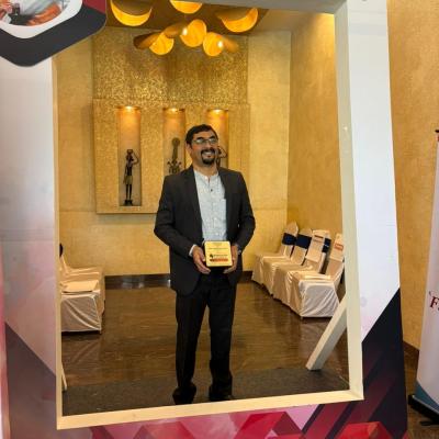 Dr Yashveer secured First prize in senior consultant award paper at MPENTCON Indore 3rd-5th Oct 2025.